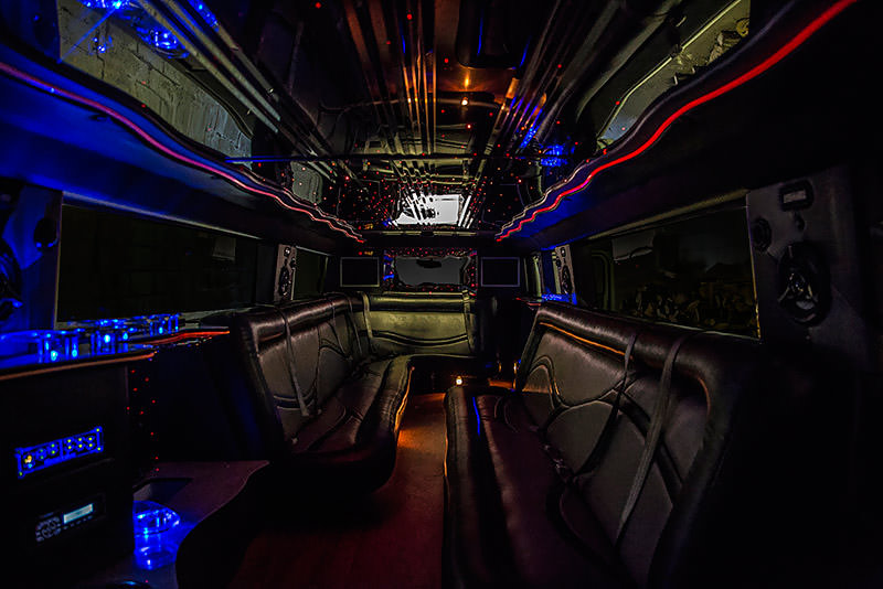 Hummer limousine service in Toledo