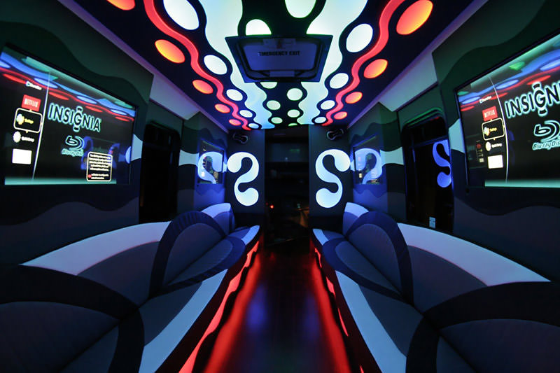 Party bus service in Toledo
